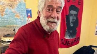 Georges Abdallah en su celda de una cárcel de Francia.