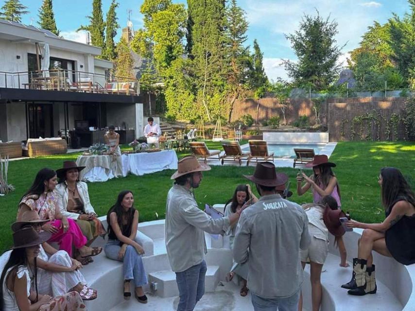 El exterior de la casa de María Pombo.