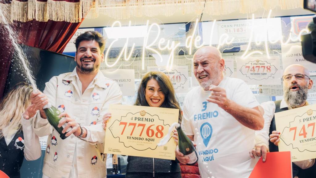 La Chulapa celebrando premios