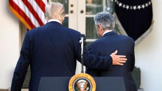 El presidente de EEUU, Donald Trump, y el presidente de la Fed, Jerome Powell, en una imgane de 2017.