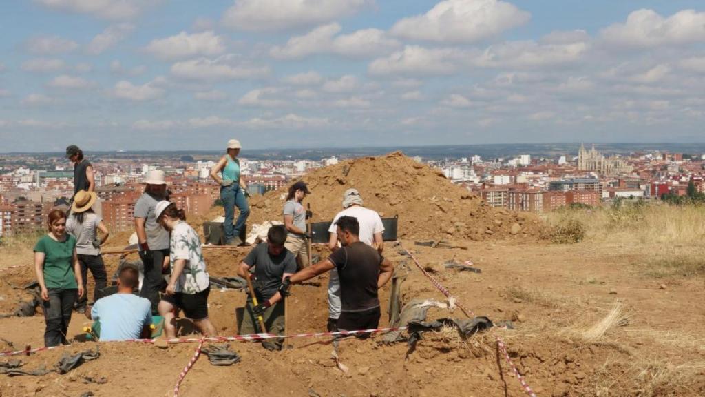 La Universidad de León retoma las excavaciones en Puente Castro e investiga si hubo ocupación cristiana tras la expulsión de los judíos