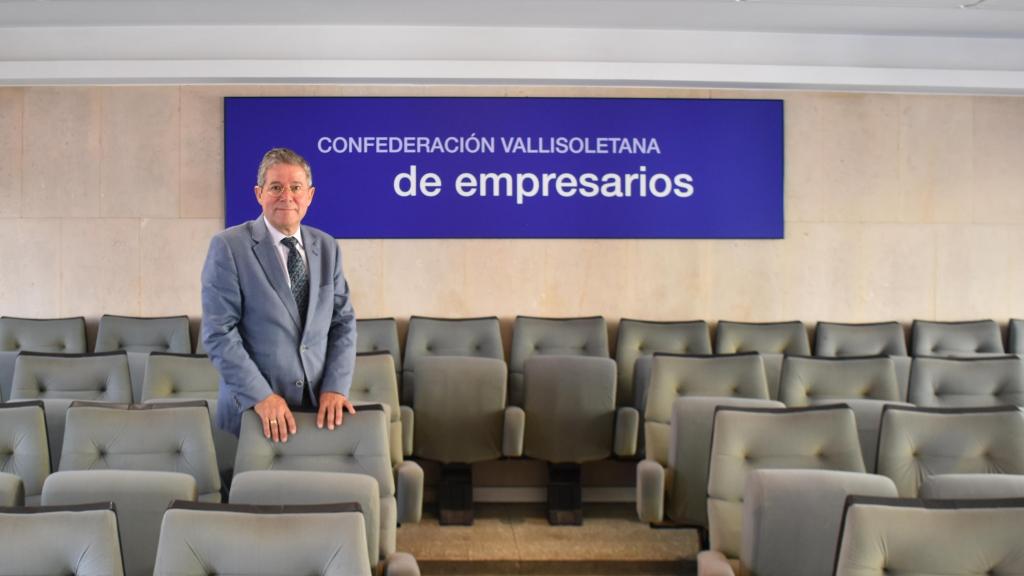 Carlos Magdaleno, durante una entrevista con El Español - Noticias de Castilla y León en la sede de CEOE Valladolid