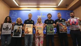 La alcaldesa de Collado Villalba, Mariola Vargas, durante la presentación de las fiestas de Santiago.