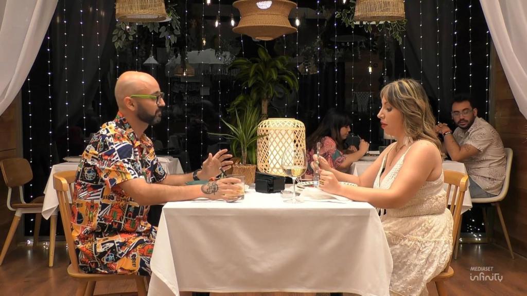 Aurah y Javier en 'First Dates'.