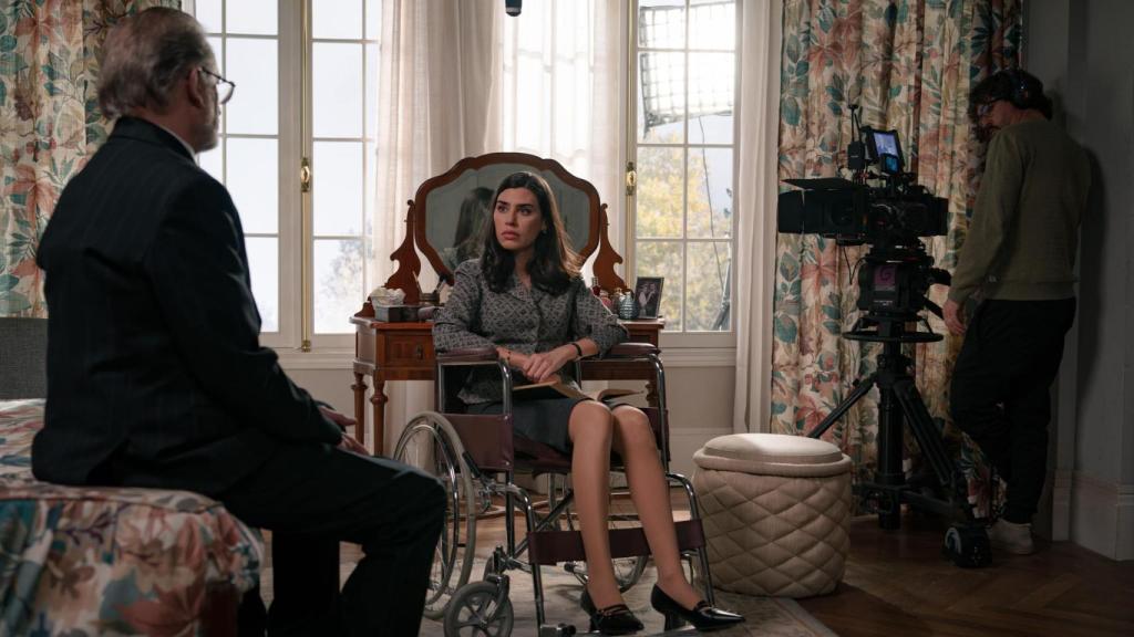 La actriz Roser Tapias, María Duque en 'Sueños de libertad', graba una secuencia.