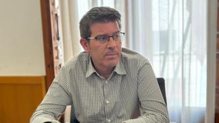 Jorge Rodríguez, en su despacho de la alcaldía de Ontinyent. EE