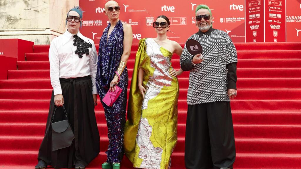 Blanca Paloma, entre los invitados a la segunda edición de los Premios Academia de la Moda Española.