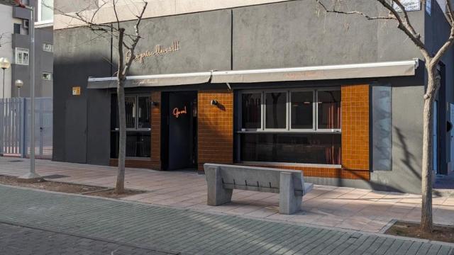 Fachada del local, en el barrio de Valdespartera.