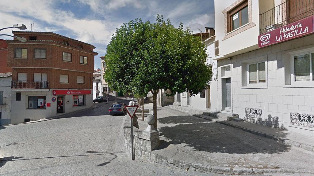 Plaza del Caño en Hoyo de Pinares