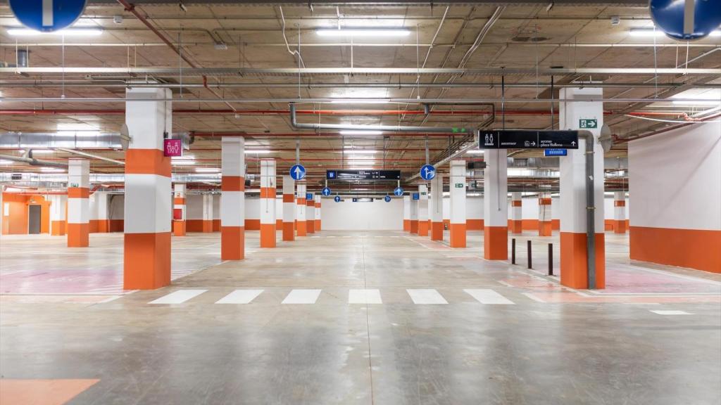 Imagen de las plazas habilitadas del parking subterráneo. Bonaire