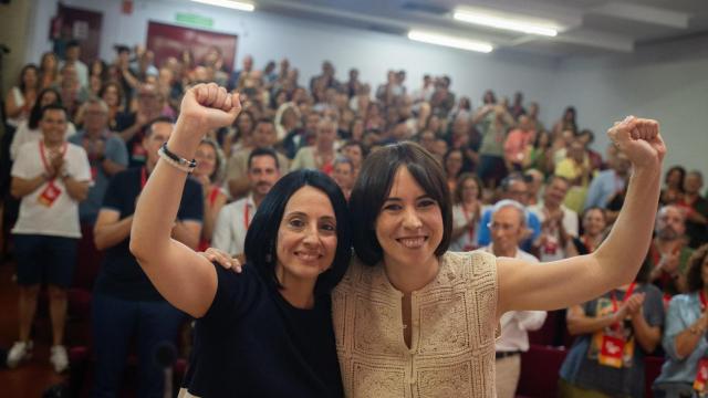Rebeca Torró y Diana Morant, durante el Comité Nacional del PSPV de este sábado. Jorge Gil / EP