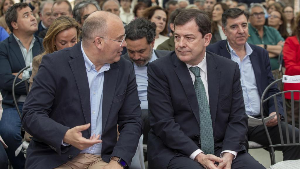 Tellado y Mañueco en un acto de partido en Ávila