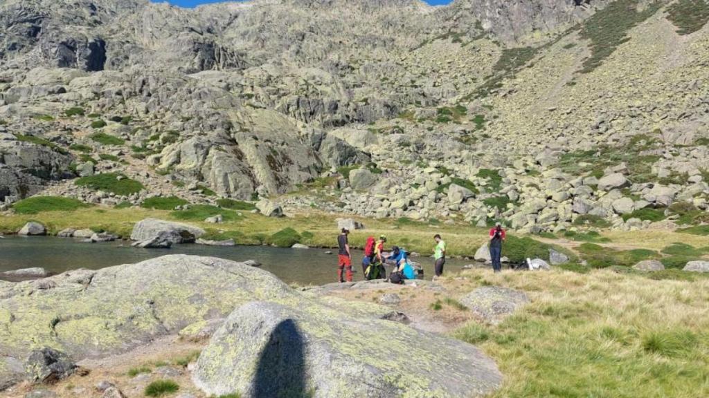 Rescate de un hombre herido en Gredos tras la caída de una piedra