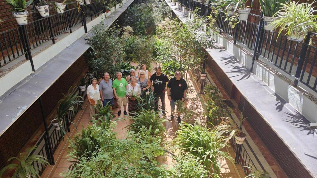Visita al patio del edificio Vilda
