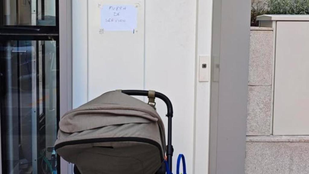 Avería de los ascensores de O Castrillón de A Coruña tras 4 días en funcionamiento: poco duraron