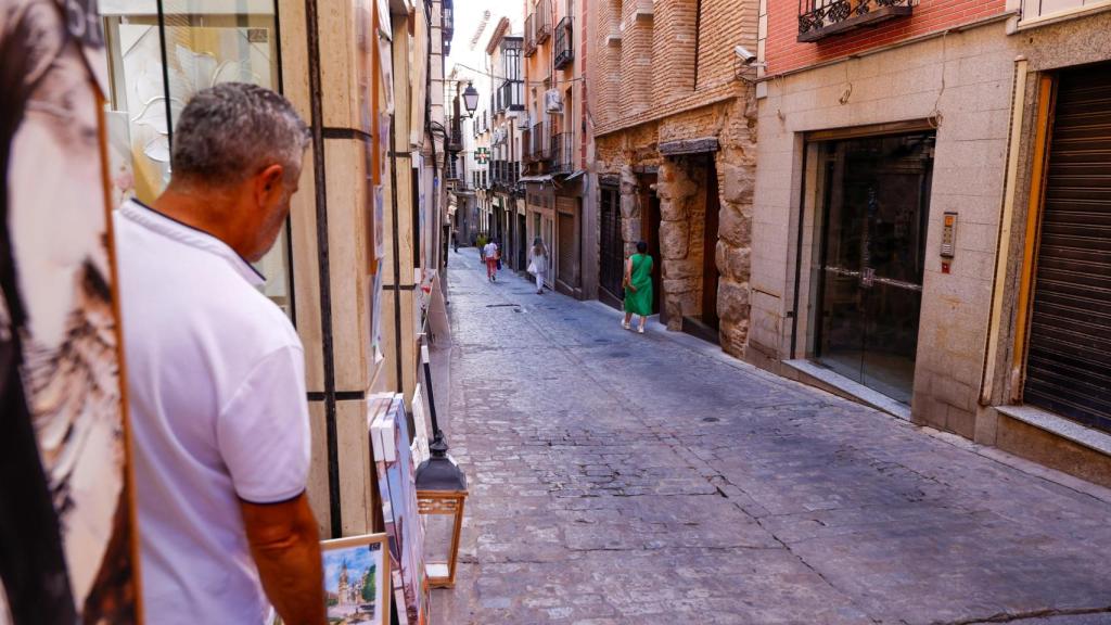 Pavimento calle Tornerías, Toledo