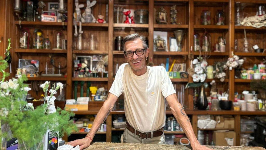 El florista José Ramón, de 59 años.