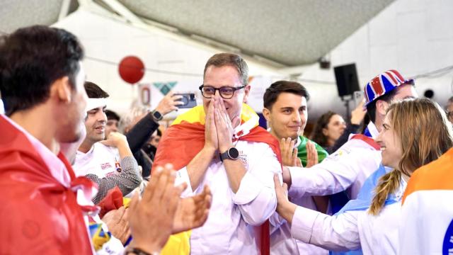 Teo Rodríguez del restaurante vallisoletano Trasto (I) ganador del VIII Campeonato del Mundial de Tapas ‘Ciudad de Valladolid’