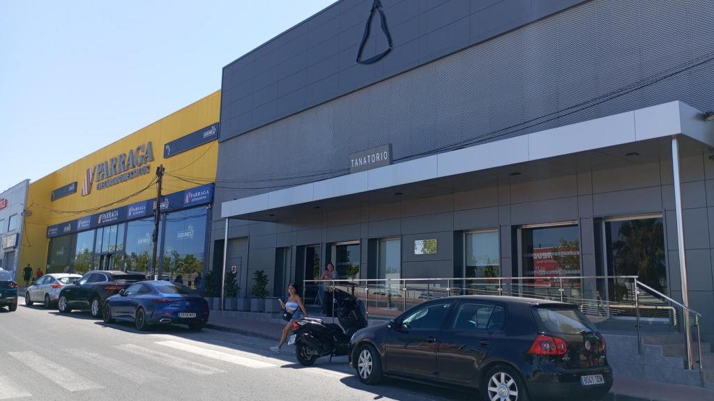 Tanatorio Virgen de la Consolación de Molina de Segura, este lunes, donde yacían los restos mortales de Felipe.