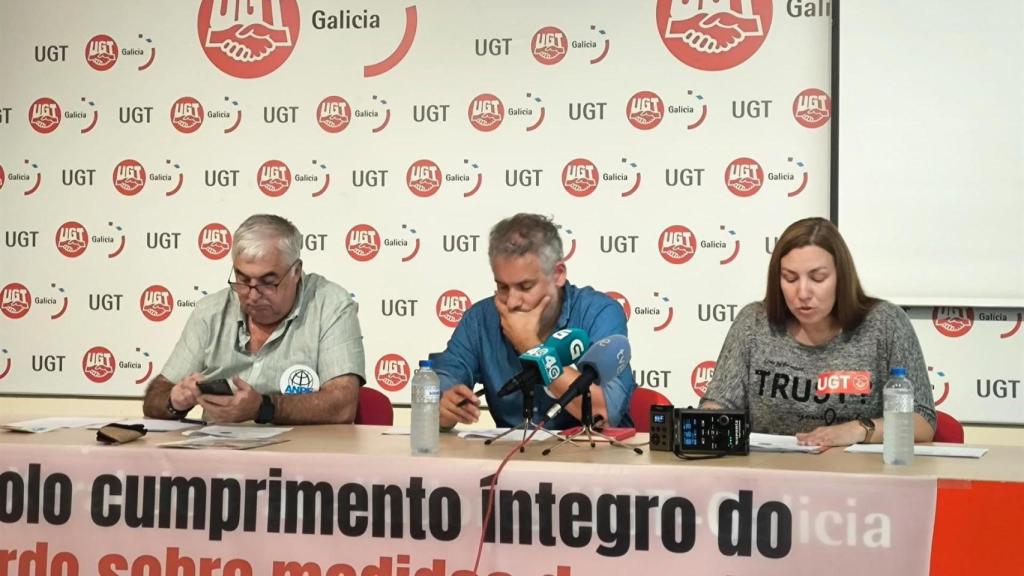 De izquierda a derecha: Julio Díaz (ANPE), Borja Campos (CCOO) y Sandra Montero (UGT)