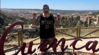 Larry Shy en Cuenca. Foto: redes sociales del 'influencer'.