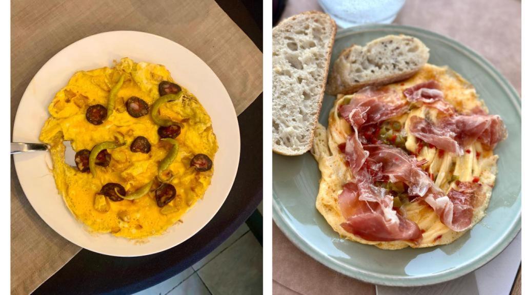 Tortilla vaga con piparra y morcilla extremeña de Barra Fina (Madrid) y la tortilla vaga con jamón ibérico que sirven en el desayuno del hotel Four Seasons Mallorca.