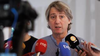 El secretario general del PSOE de Castilla y León, Carlos Martínez, durante su intervención ante los medios de este martes en Soria