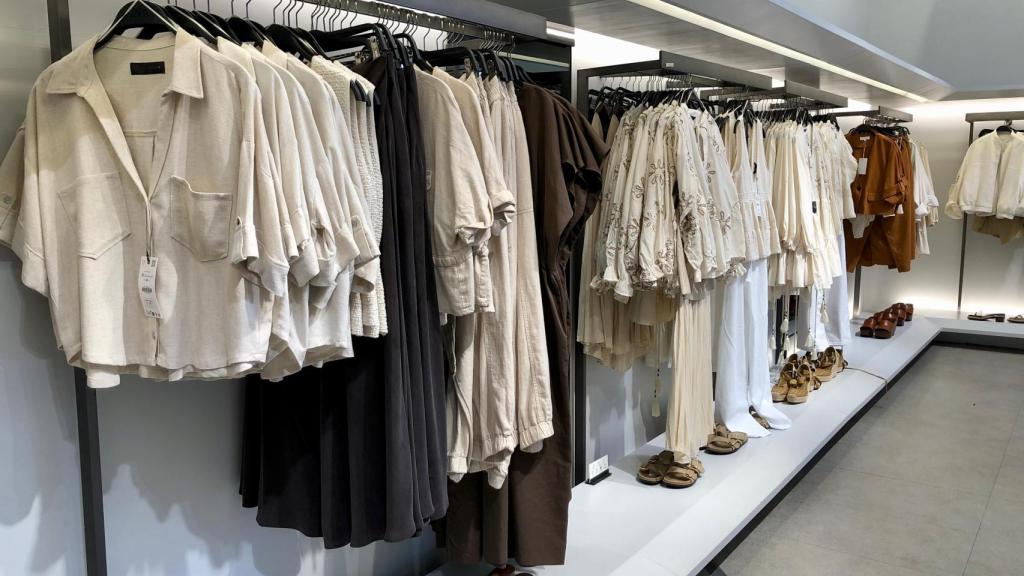 El interior de una tienda de Zara