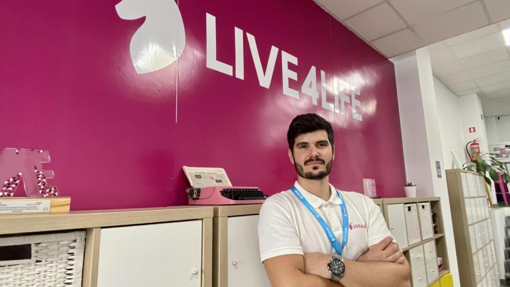 El CEO de Live4Life, Alberto Añaños