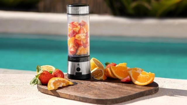 Prepara las recetas más deliciosas del verano con esta batidora de vaso Cecotec: ¡ahora por menos de 25€!