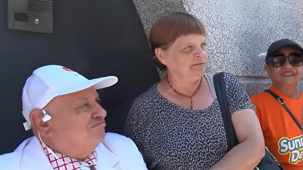 La mujer lleva dos años acudiendo.