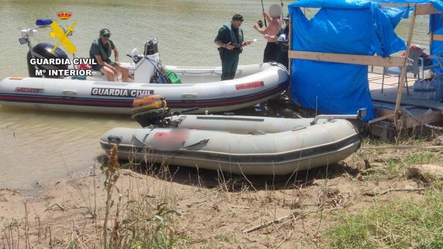 Se investiga al responsable de dicho embarcadero por un supuesto delito de falsedad de documento público.