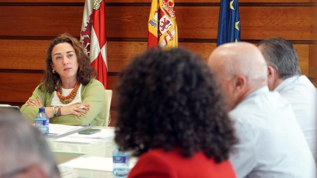 La consejera de Agricultura, Ganadería y Desarrollo Rural, María González Corral, preside el Consejo Regional Agrario de este martes