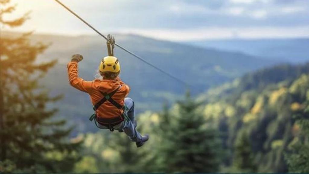 Tirolina en Toroverde