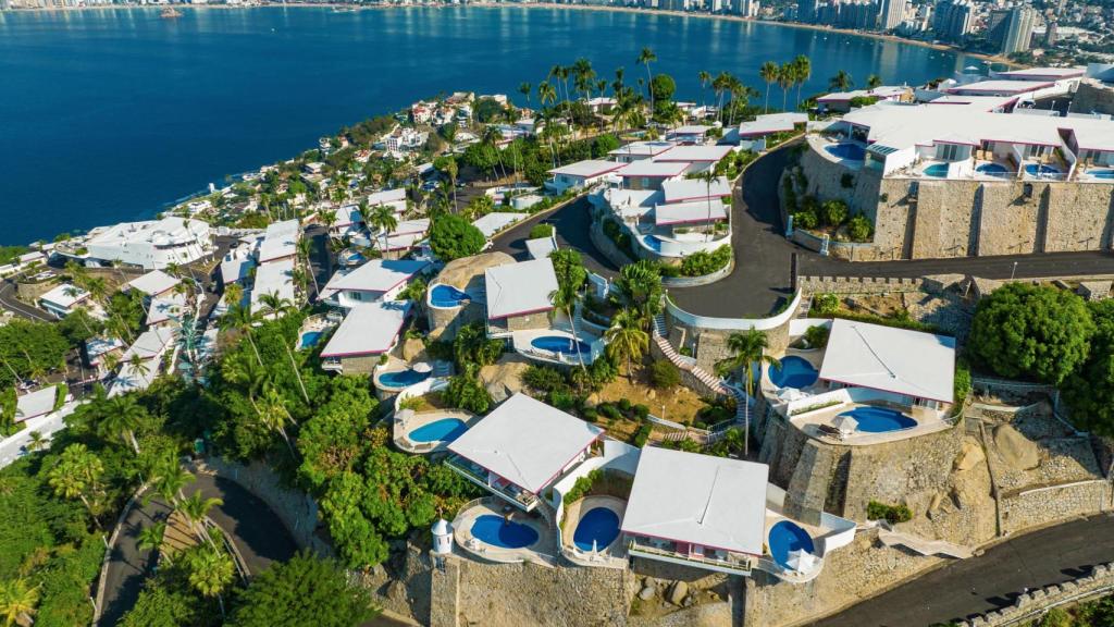 Panorámica de la Bahía de Acapulco y el hotel Las Brisas.