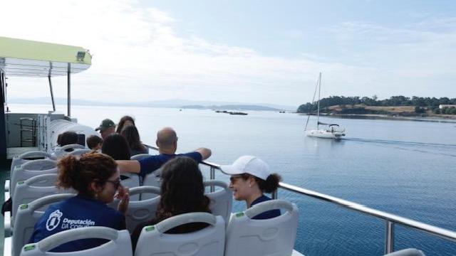 Rutas marítimas por las Rías Baixas este verano: naturaleza, historia y gastronomía