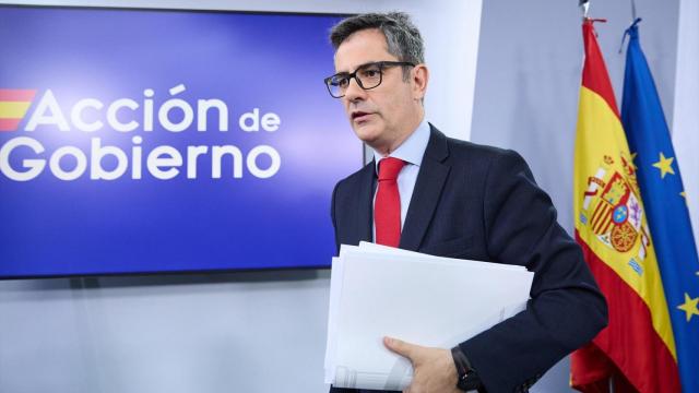 El ministro de la Presidencia, Félix Bolaños, durante la rueda de prensa tras el Consejo de Ministros, en el Palacio de la Moncloa.