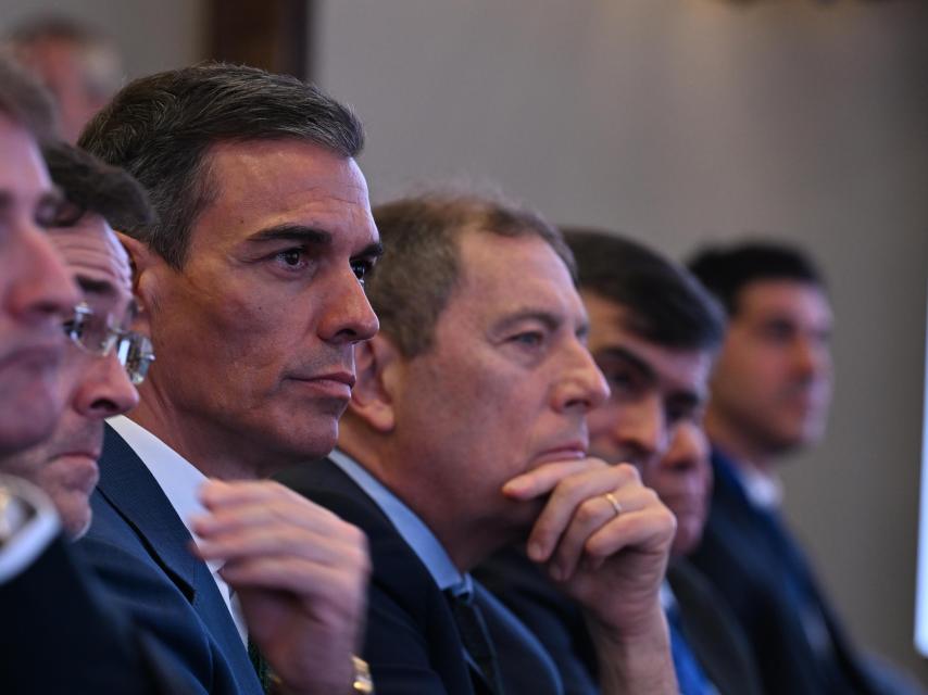 Pedro Sánchez durante un encuentro con empresarios españoles en Montevideo, Uruguay, este martes.