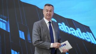 César González-Bueno, consejero delegado de Sabadell, durante la rueda de prensa para presentar la venta de TSB, a principios de julio.