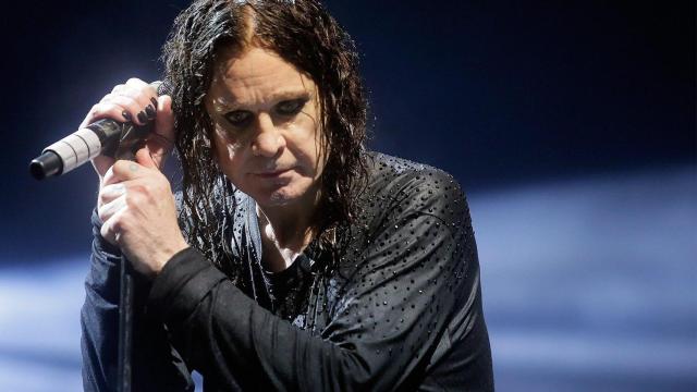 Imagen de Ozzy Osbourne durante un concierto en 2015.