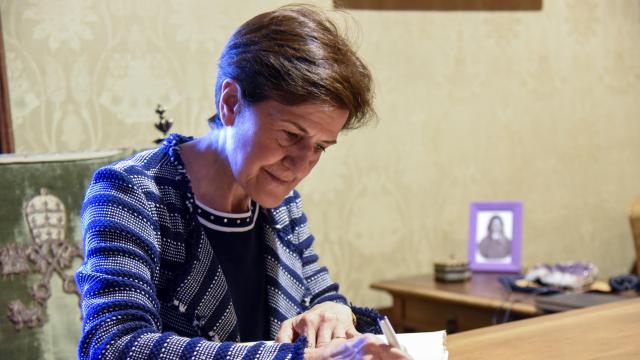 Adela Cortina, Premio Maga de Magas como mejor ensayista.