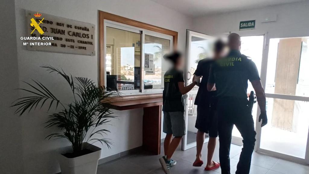 Detienen a tres personas implicadas en un tiroteo en plena calle en Pilar de la Horadada