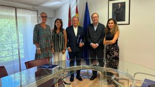 Reunión de la Federación Empresarial de Viviendas y Apartamentos Turísticos de Castilla y León, (Fevacyl), y la Dirección General de Turismo de la Junta