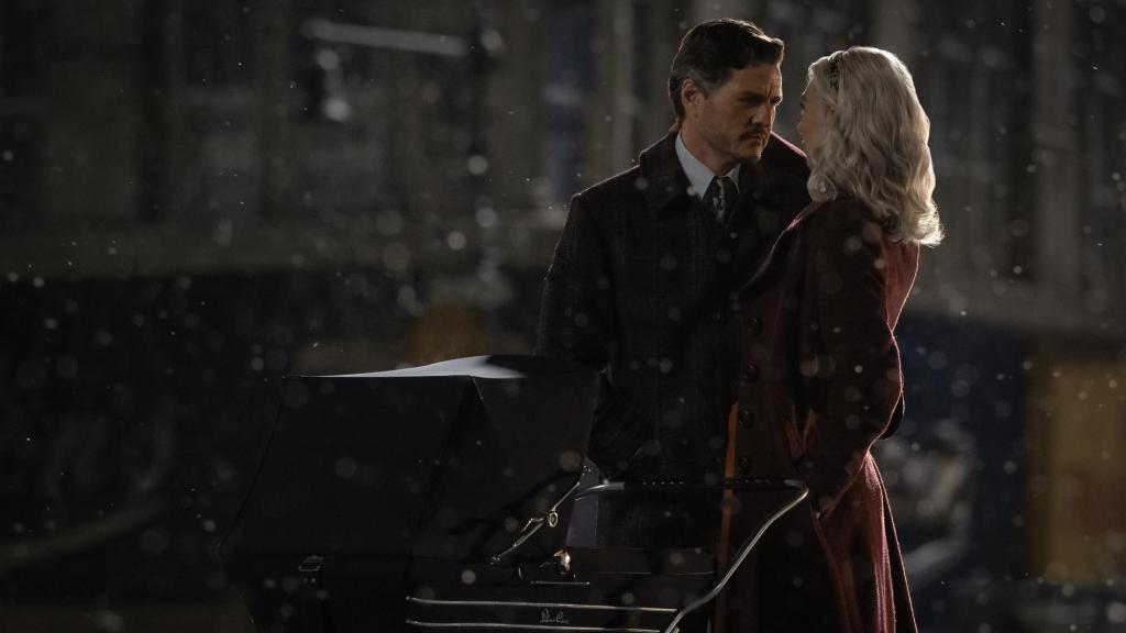 Pedro Pascal y Vanessa Kirby, en 'Los Cuatro Fantásticos: primeros pasos'