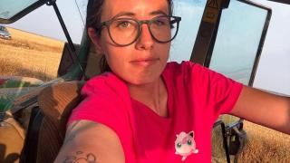 Victoria, madre y agricultora en el medio rural.