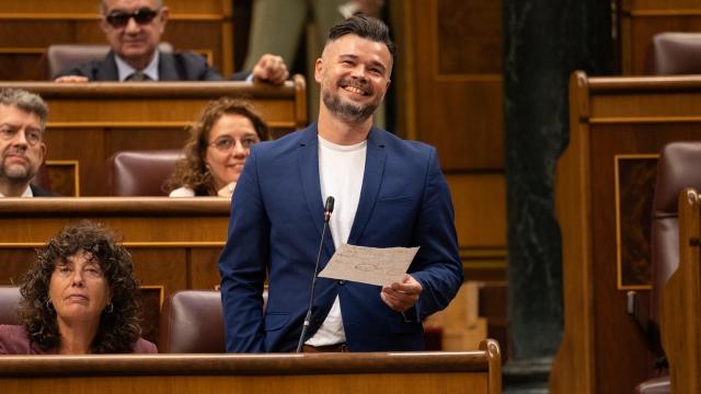 El portavoz de ERC en el Congreso, Gabriel Rufián, interviene desde su escaño el pasado martes.