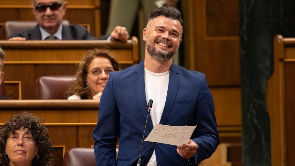 El portavoz de ERC en el Congreso, Gabriel Rufián, interviene desde su escaño el pasado martes.