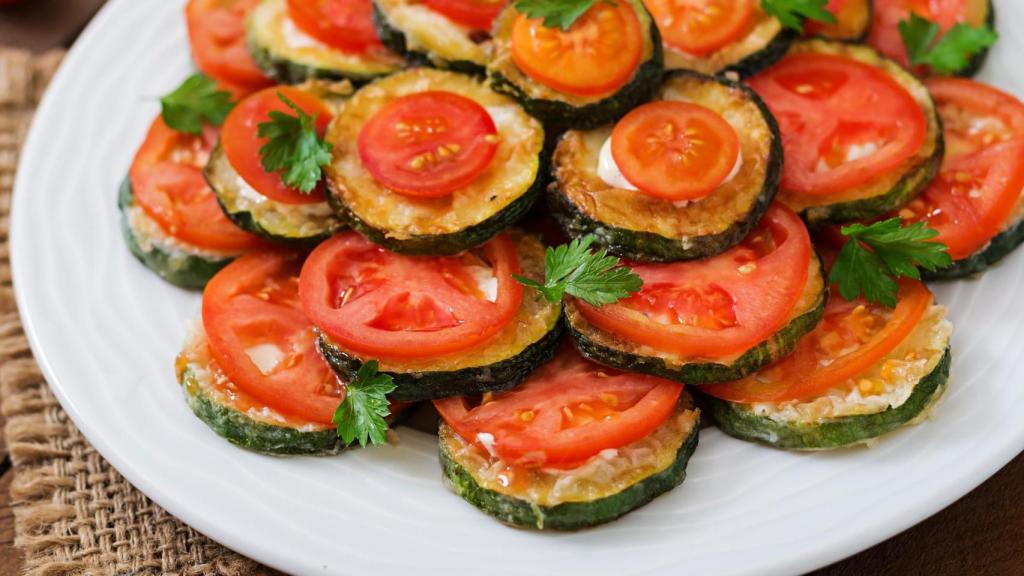 Minipizzas de calabacín con jamón