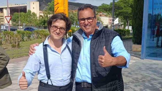 Manuel López-Filgueiras junto al diputado José María Figaredo.