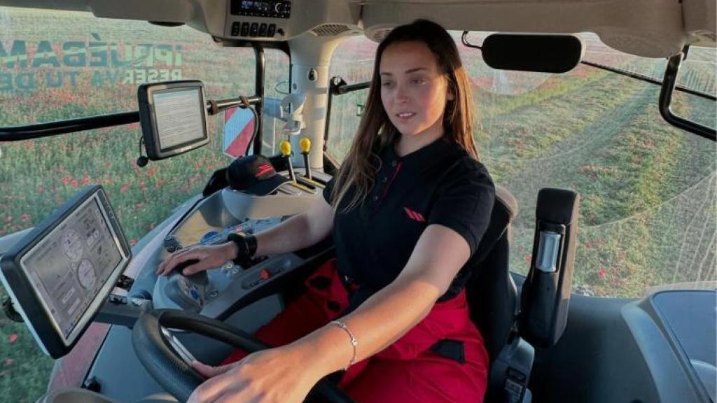 Miriam adora su trabajo.